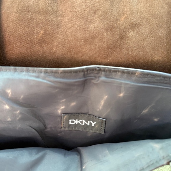 DKNY Bag Extra Large Metallic Silver Tote! NWOT!!! - Picture 7 of 7